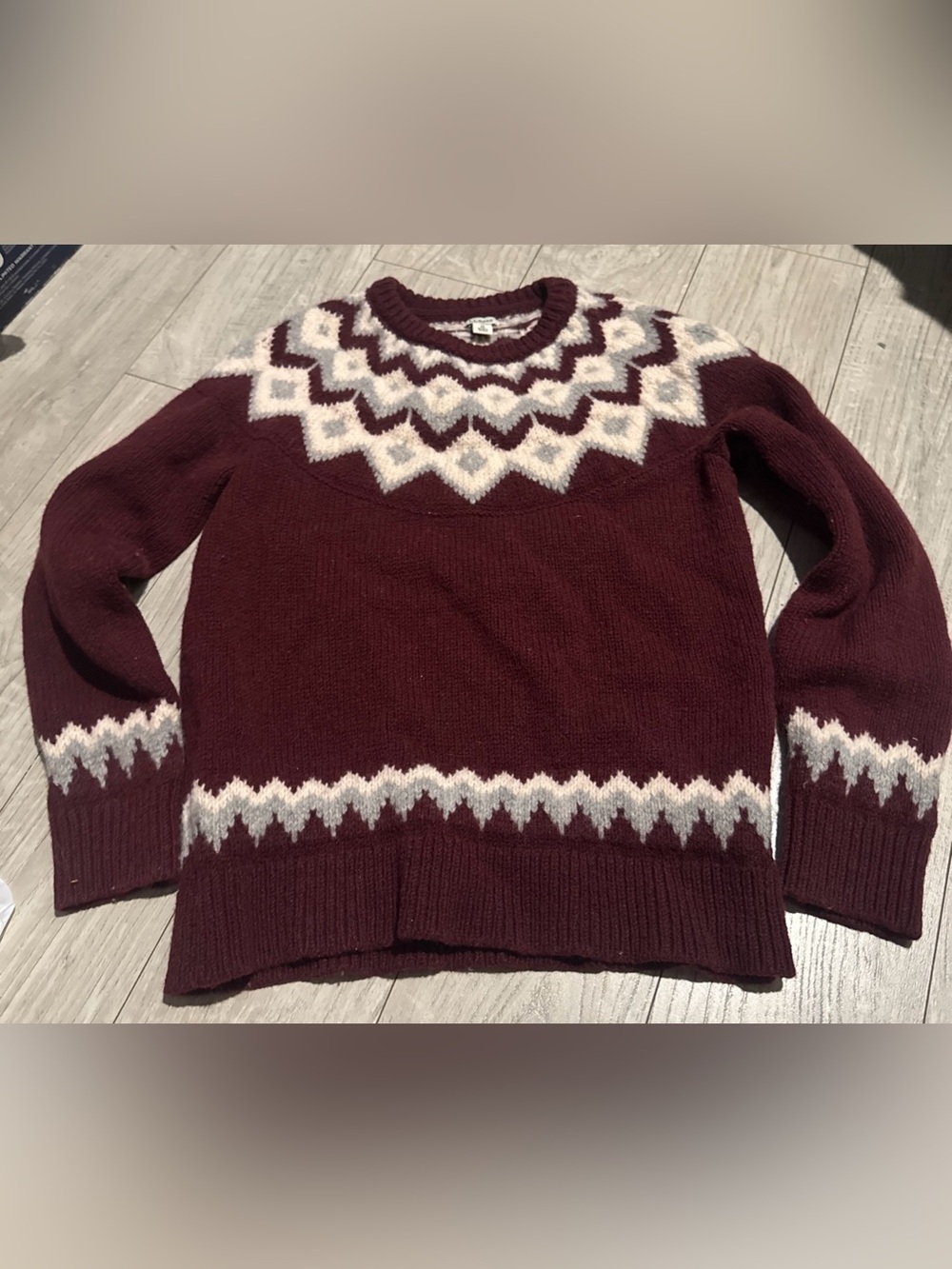 L.L. Bean 100% Lambs Wool Maroon Nordic-Pattern Crewneck Sweater